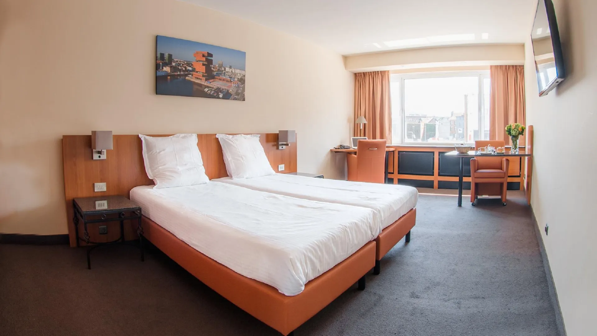 Arass Hotel & Business Flats Anversa 3*,